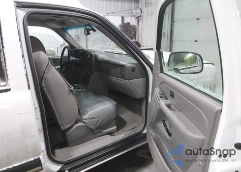 2004 Chevrolet Suburban 1500 Ls из США, поврежденный, VIN 1GNFK16Z84J291385